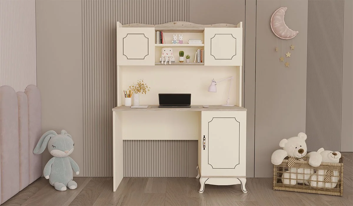 Klasik Krem Çalışma Masası